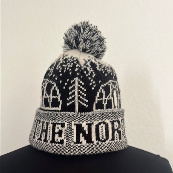 The North Face Black and White Knit Beanie - Picture 1 of 11